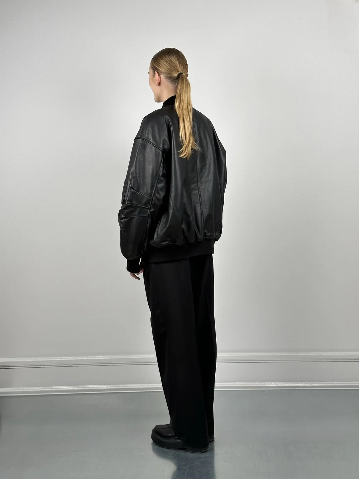BIANCA LEATHER BOMBER - BLACK - Image 5