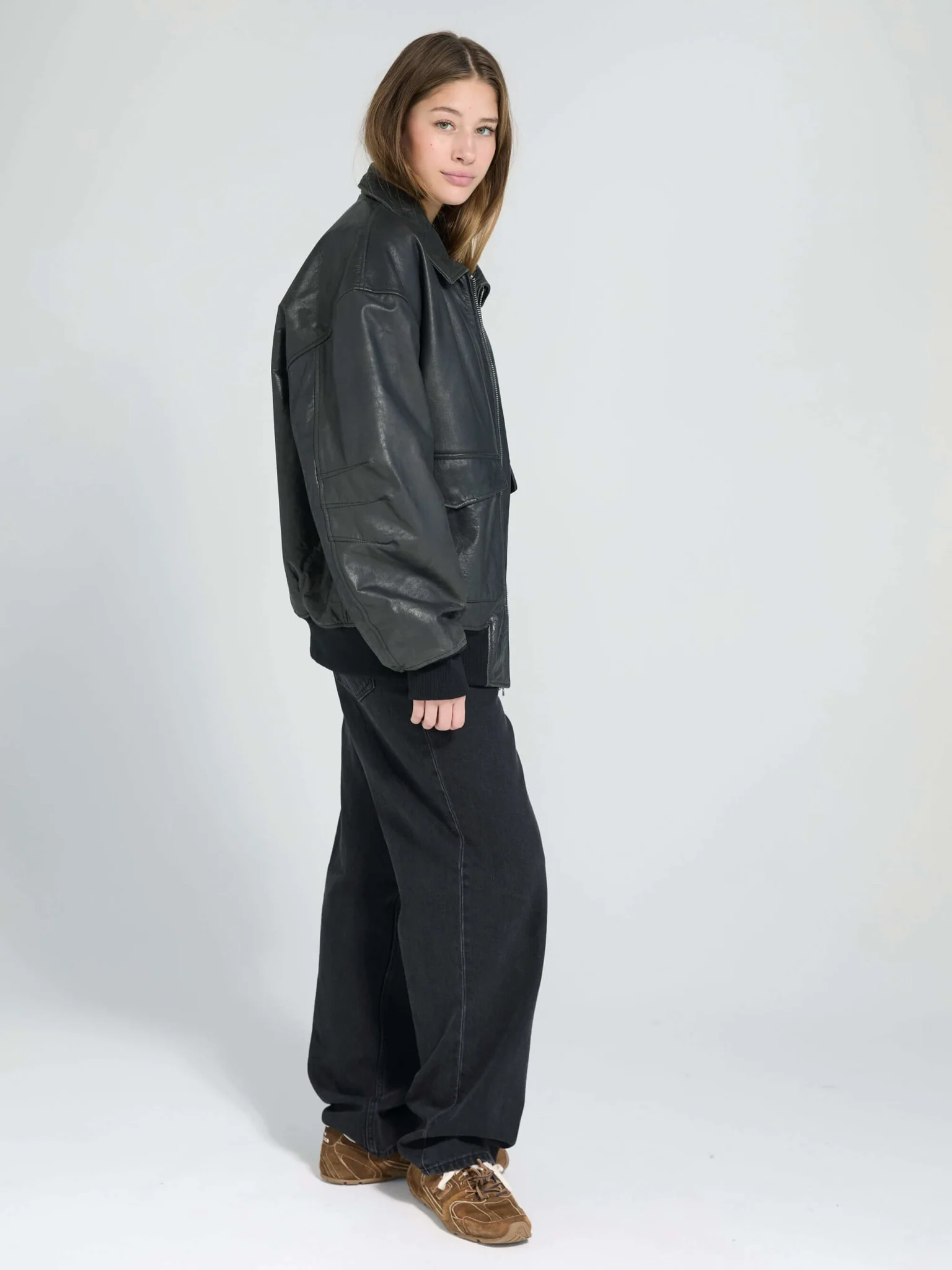 CLYDE LEATHER BOMBER - BLACK - Image 4