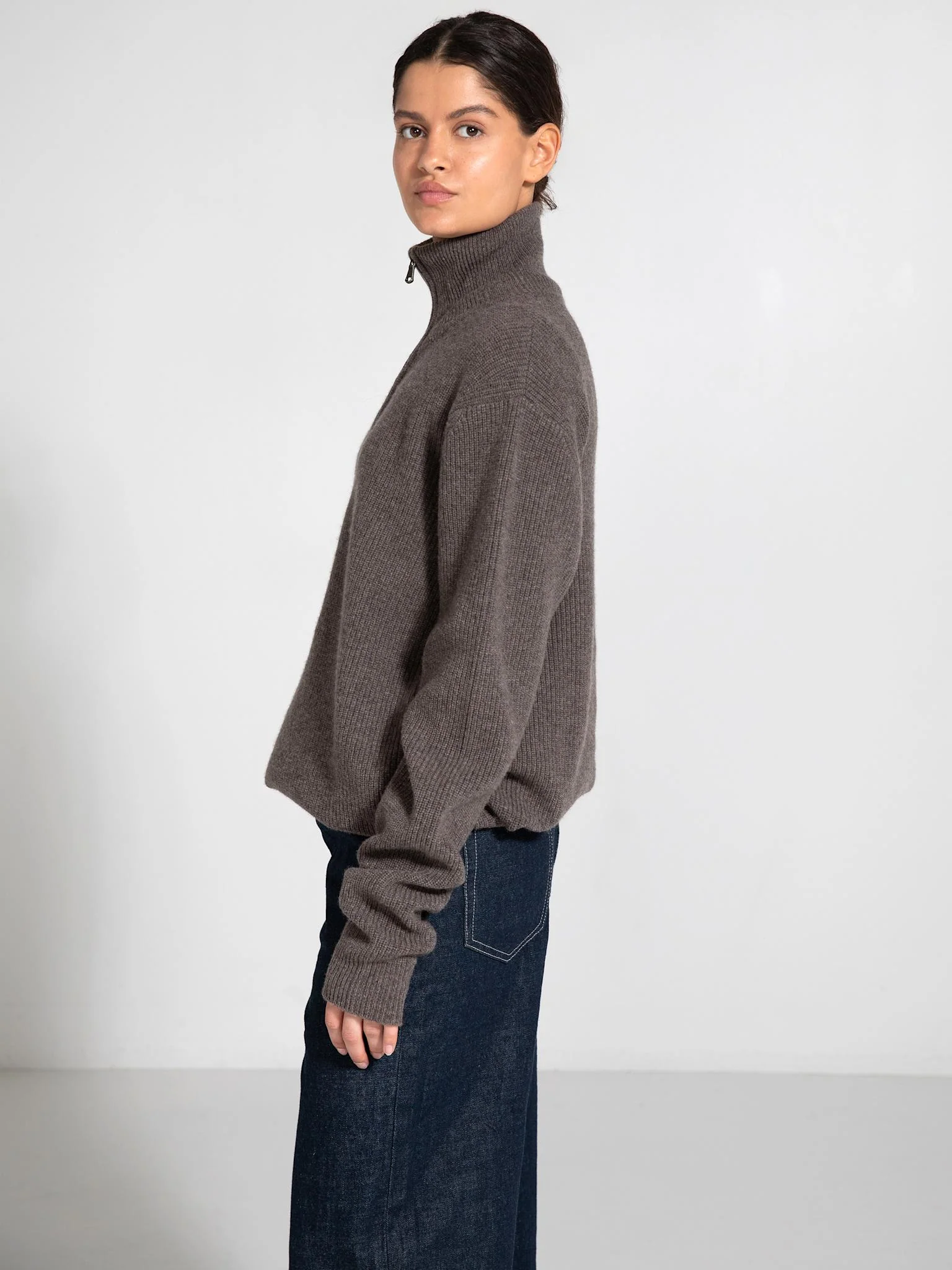 UMA ZIP KNIT - BROWN - Image 5