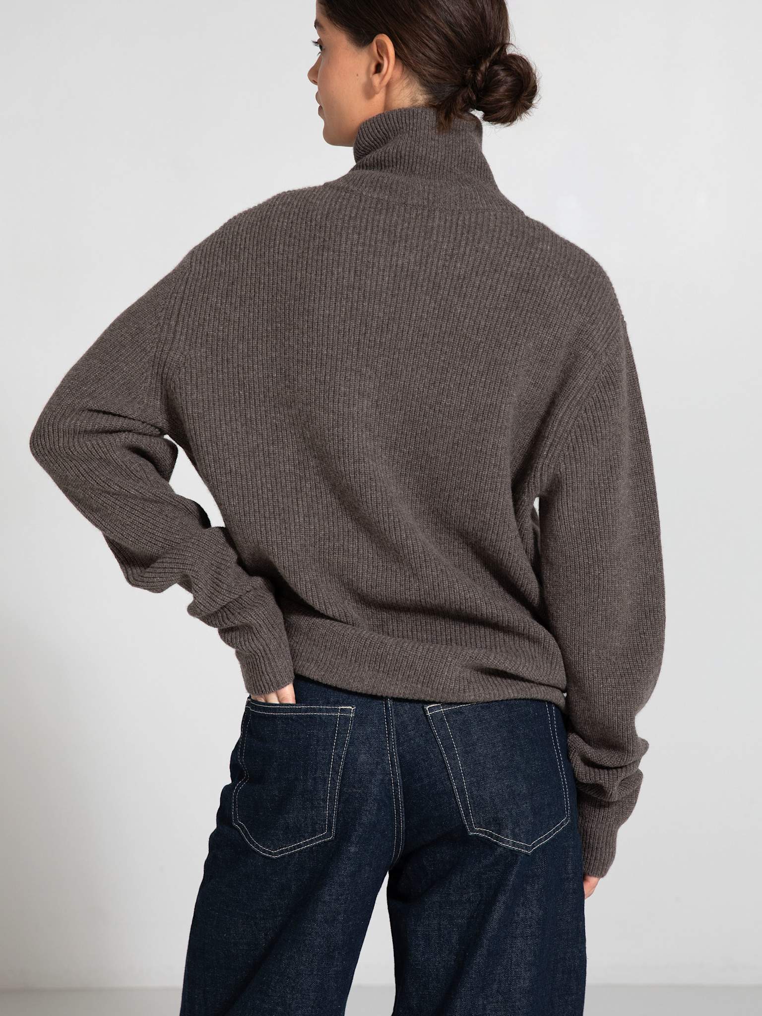 UMA ZIP KNIT - BROWN - Image 6